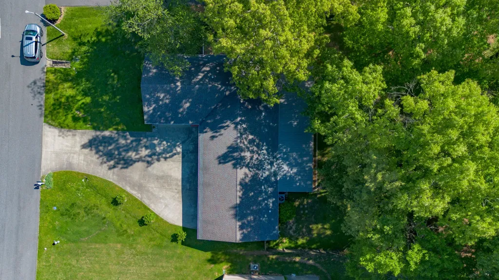 3942 Halehaven Drive Paducah KY 42001
