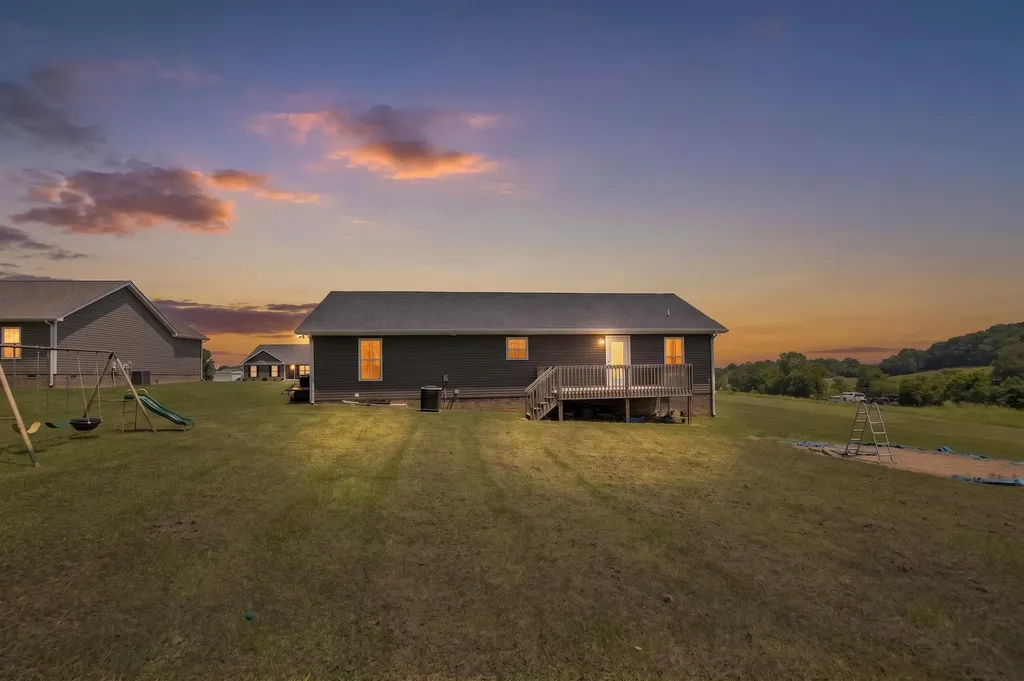 120 Mohican Trail Jeffersonville KY 40337