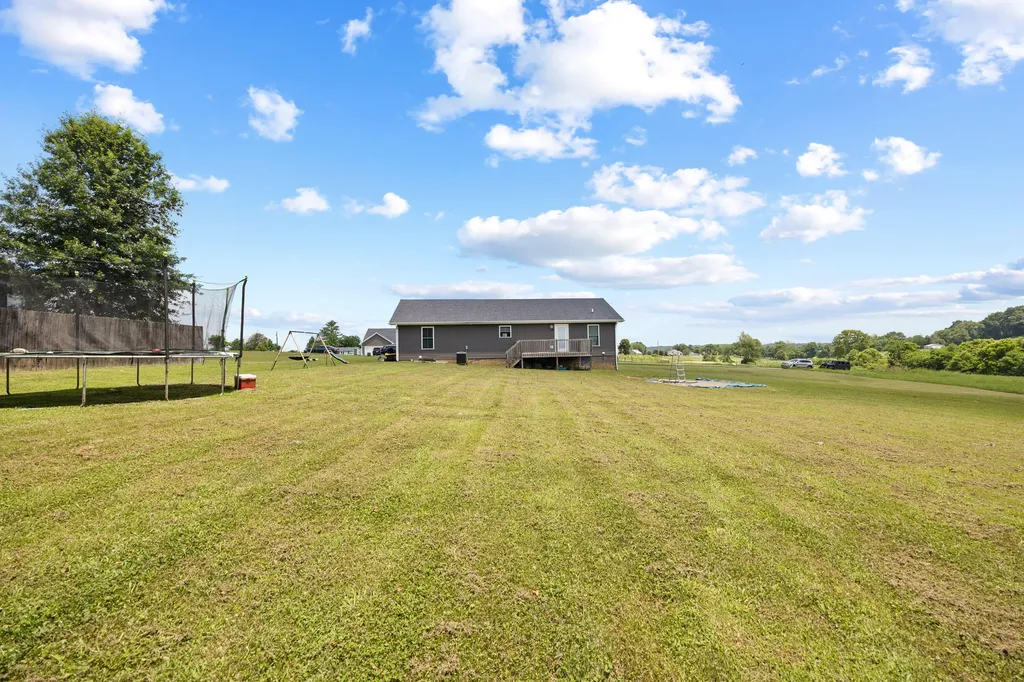 120 Mohican Trail Jeffersonville KY 40337