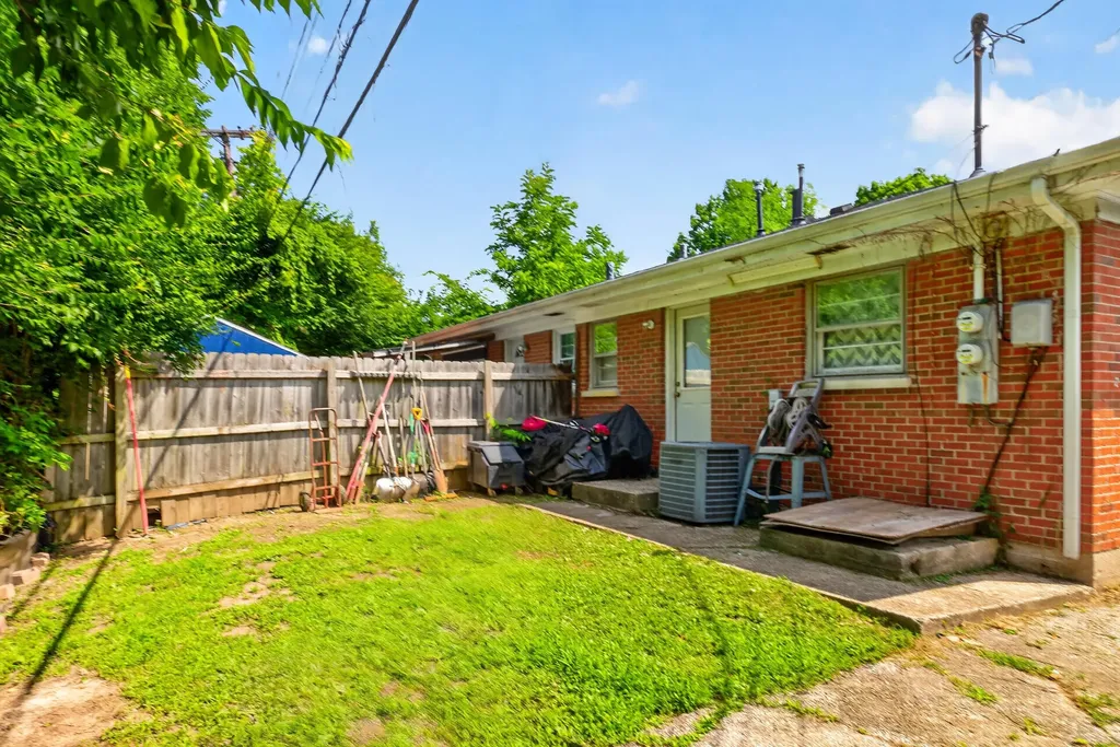 755-757 Terrace View Drive Lexington KY 40504
