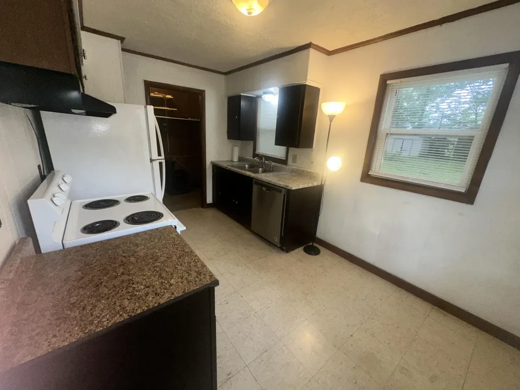 935 Lorine Lane Paducah KY 42001
