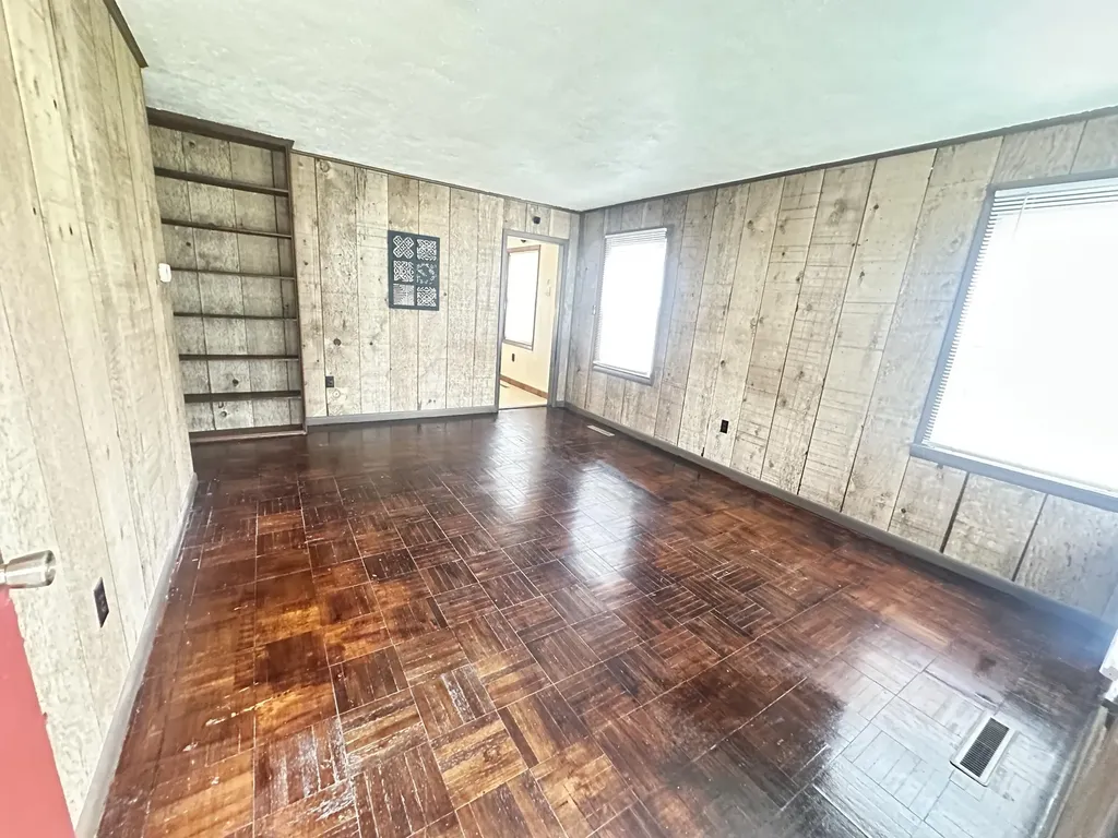 935 Lorine Lane Paducah KY 42001