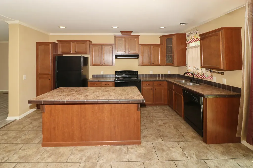 2014 Husband Road Paducah KY 42003