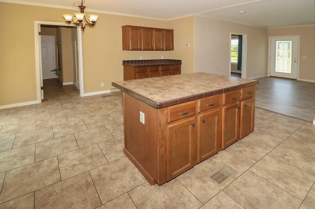 2014 Husband Road Paducah KY 42003