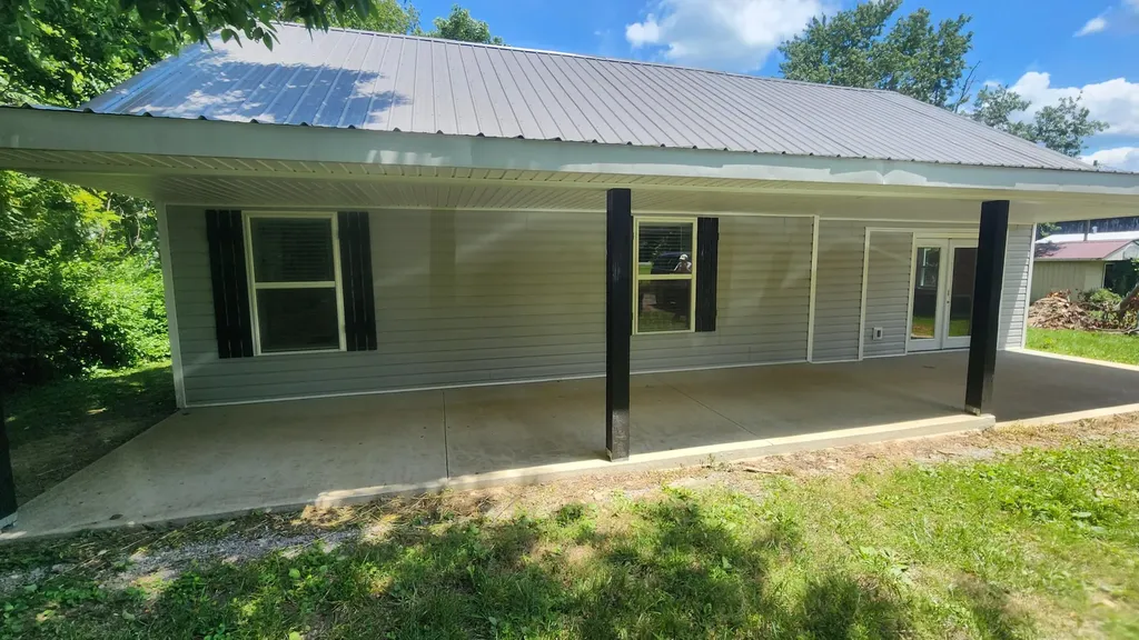 5270 Highway 2141 Hustonville KY 40437