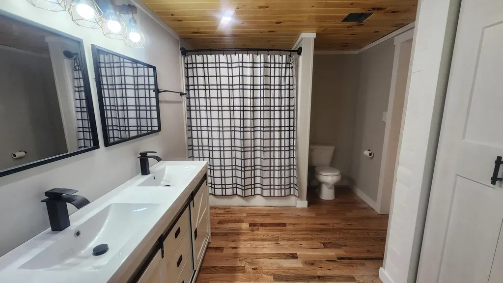 5270 Highway 2141 Hustonville KY 40437