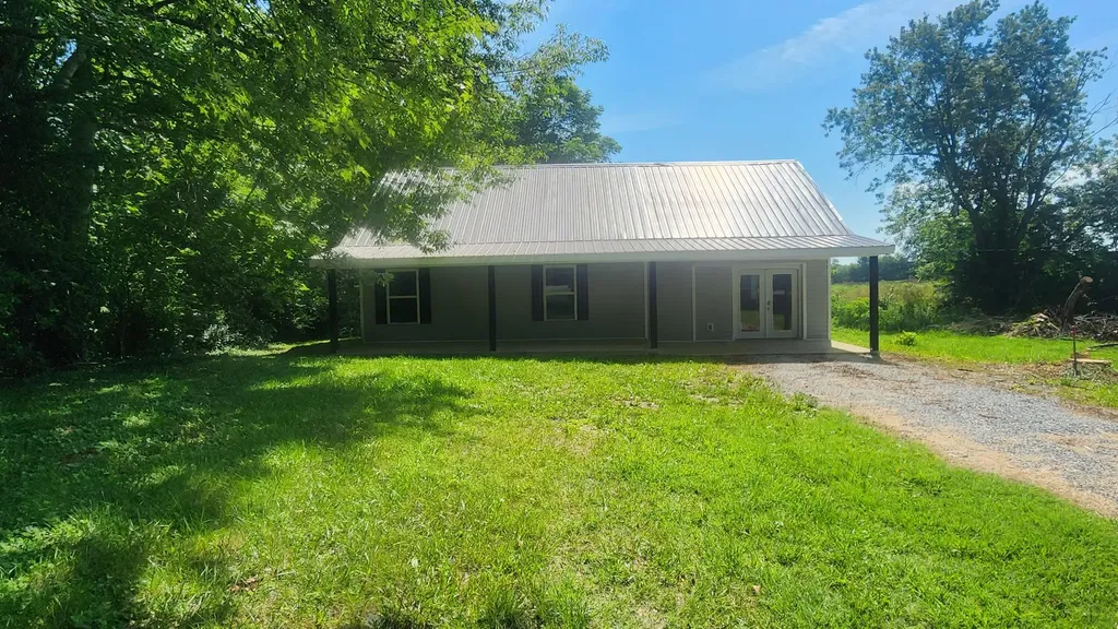 5270 Highway 2141 Hustonville KY 40437
