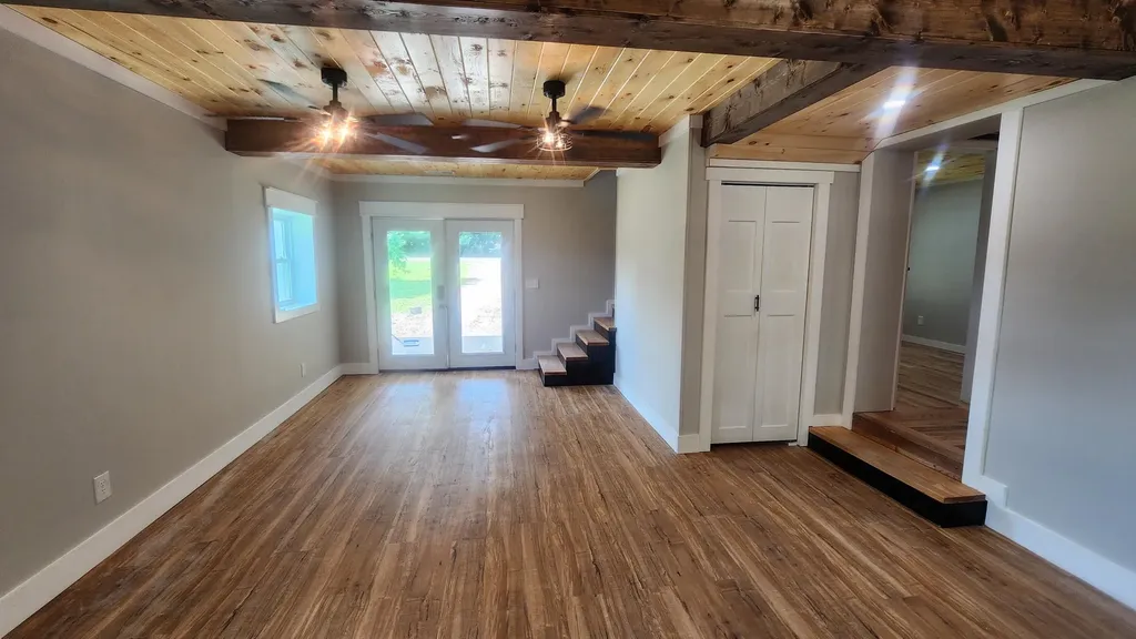 5270 Highway 2141 Hustonville KY 40437