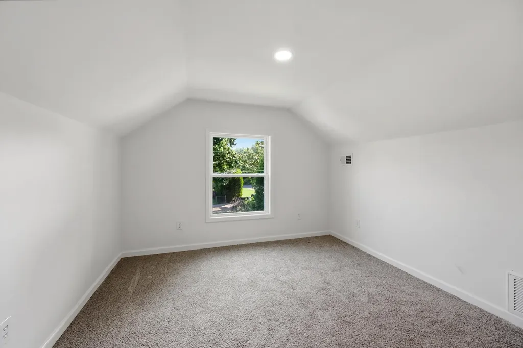 2453 Pierson Drive Lexington KY 40505