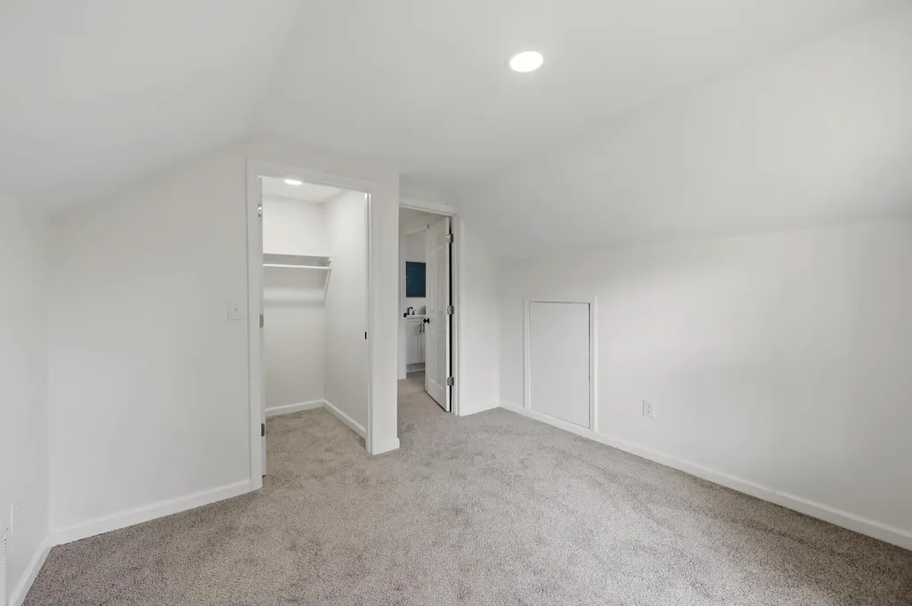 2453 Pierson Drive Lexington KY 40505