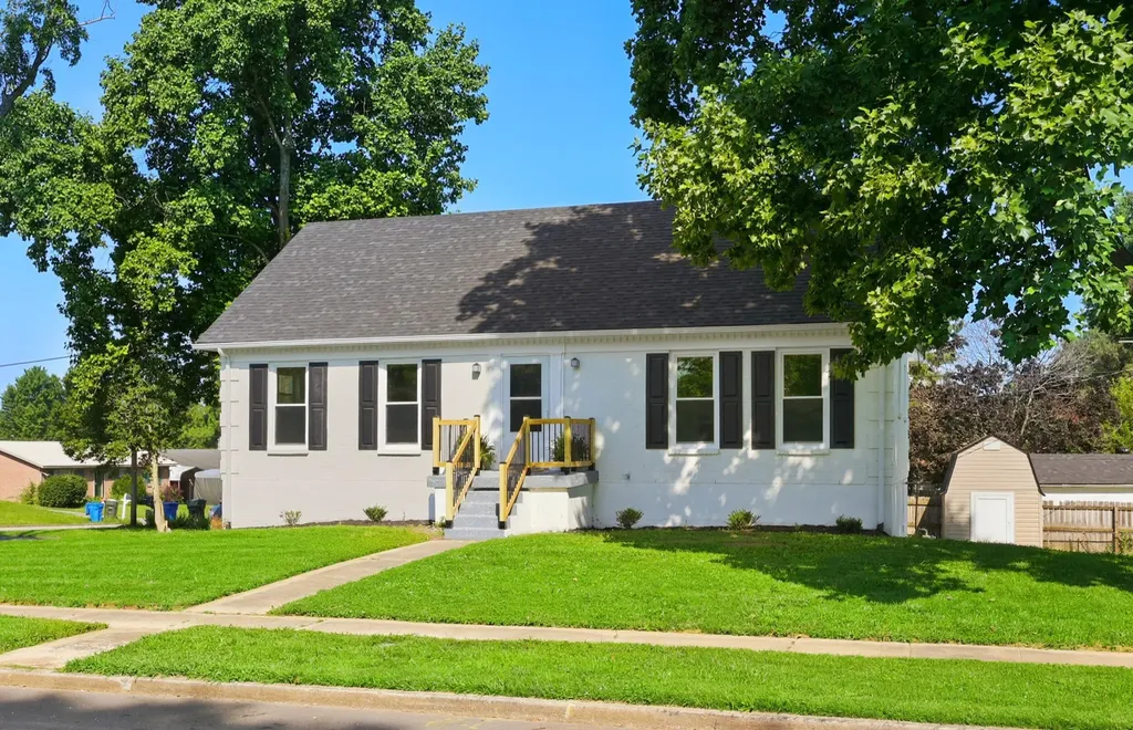 2453 Pierson Drive Lexington KY 40505