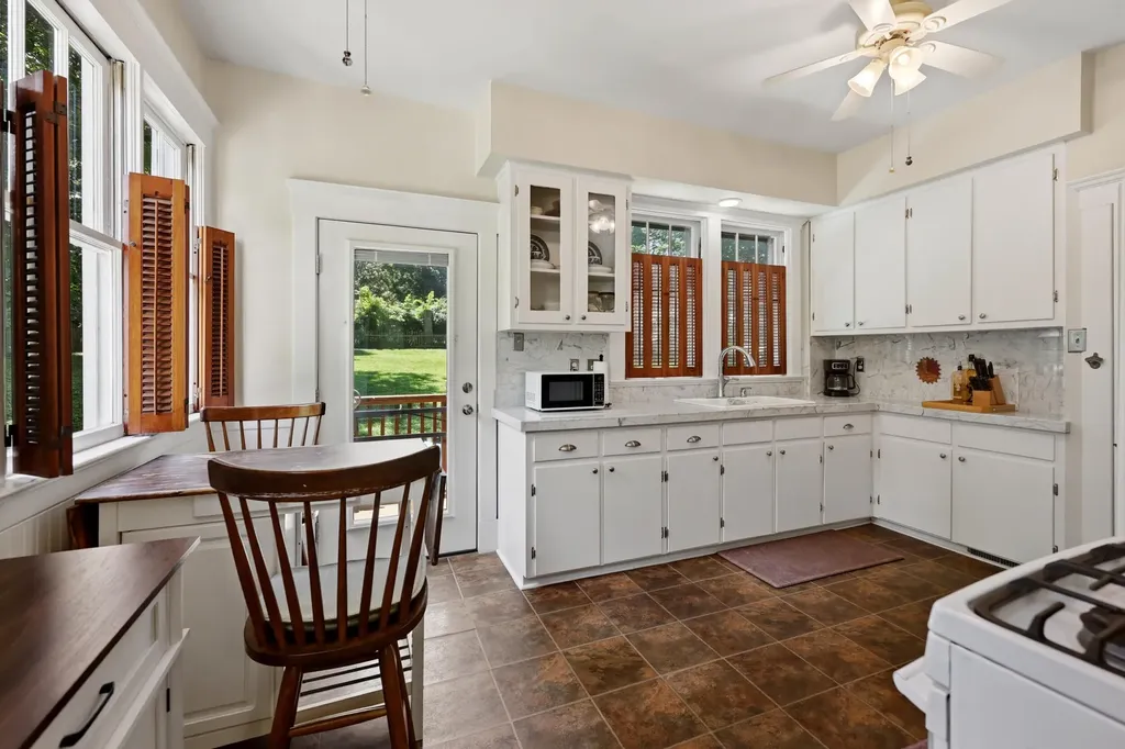850 W Lexington Danville KY 40422