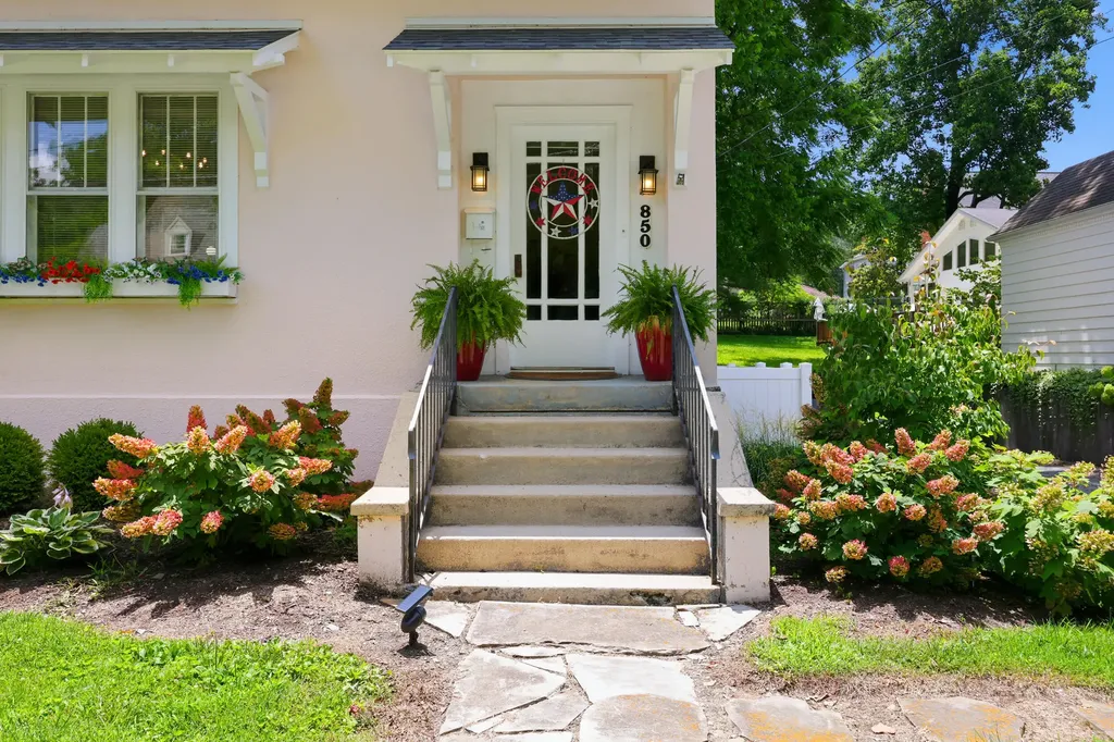 850 W Lexington Danville KY 40422