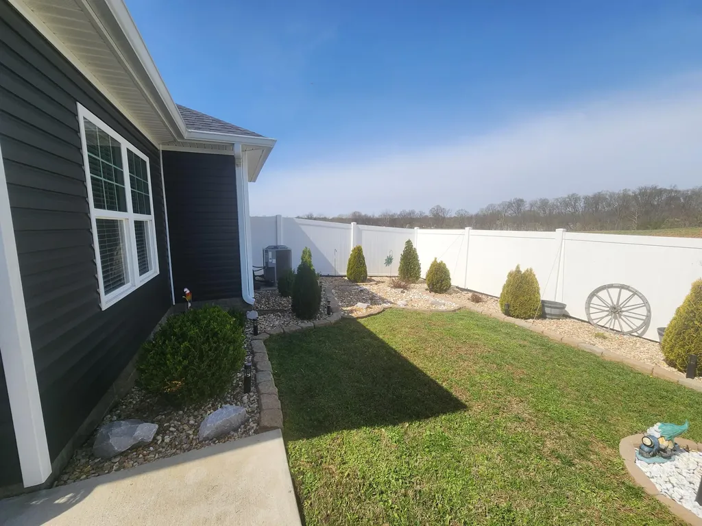 562 Justify Drive Hopkinsville KY 42240