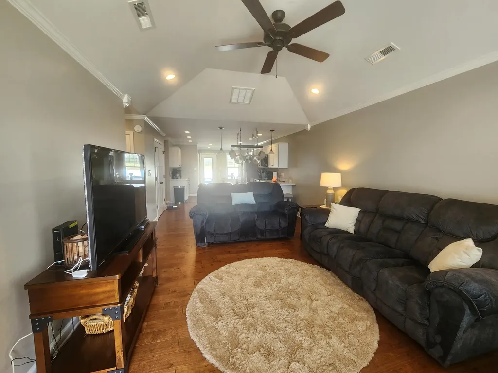 562 Justify Drive Hopkinsville KY 42240