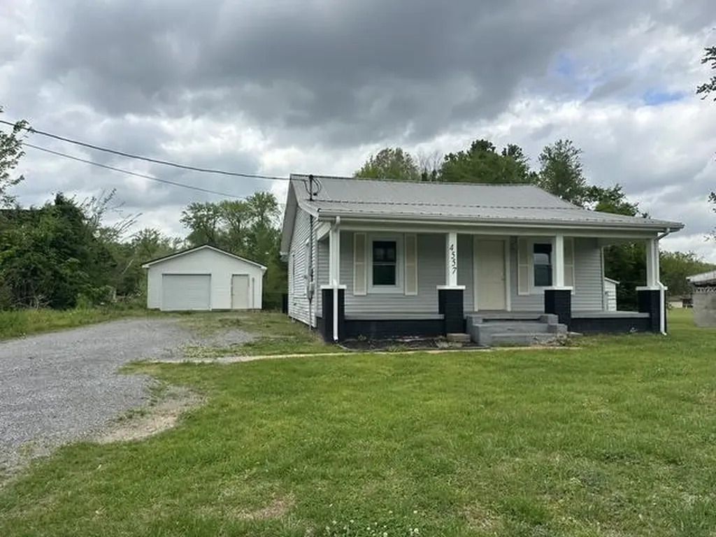 4557 Hendron Road Paducah KY 42003