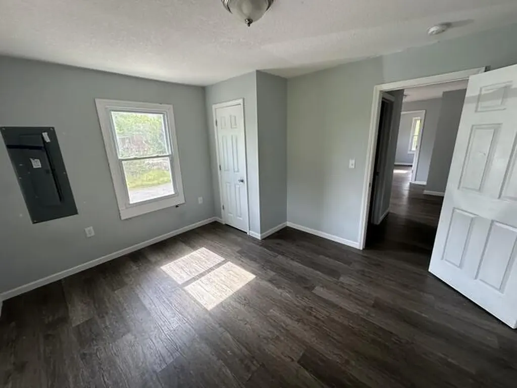 4557 Hendron Road Paducah KY 42003