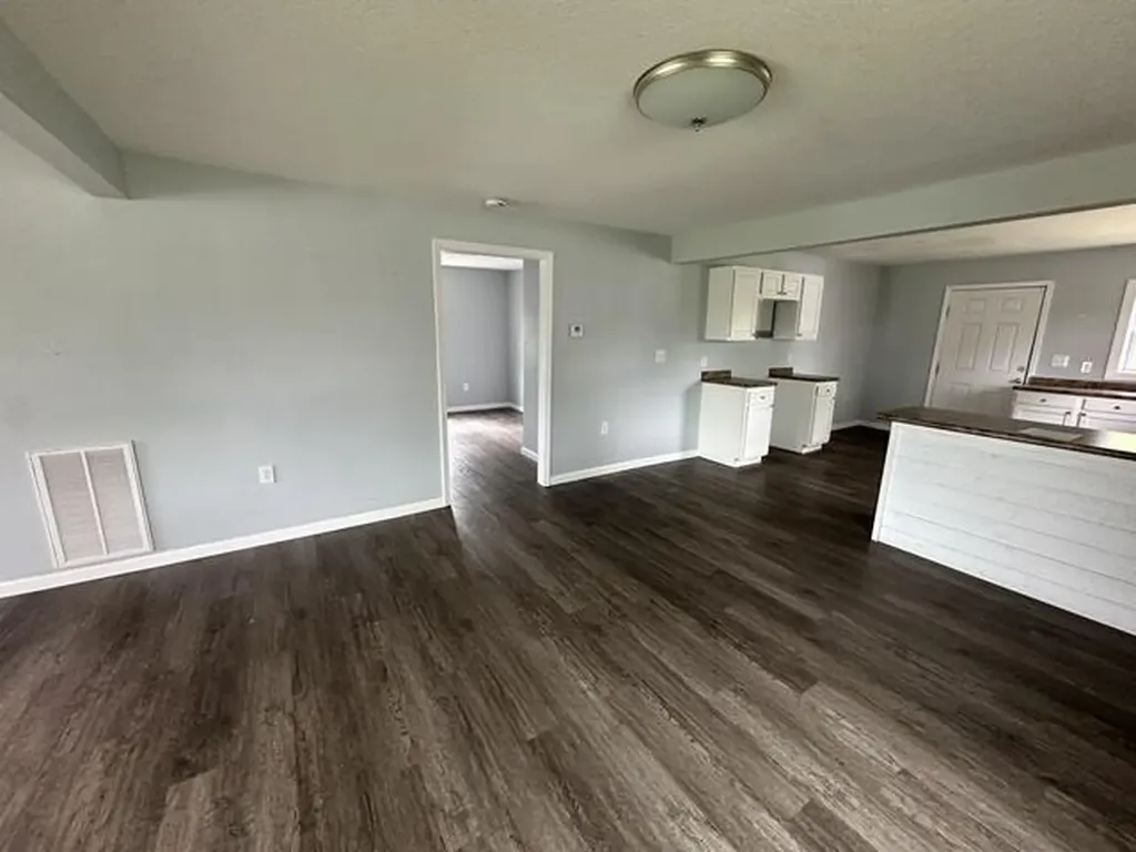 4557 Hendron Road Paducah KY 42003