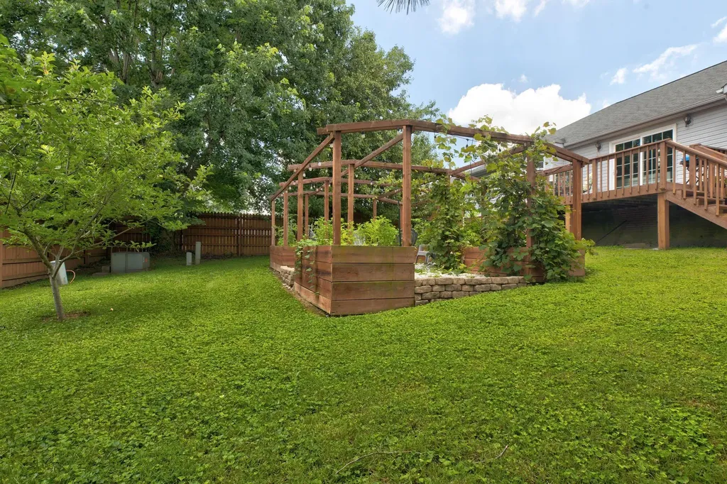129 Swiss Stone Way Mt Sterling KY 40353