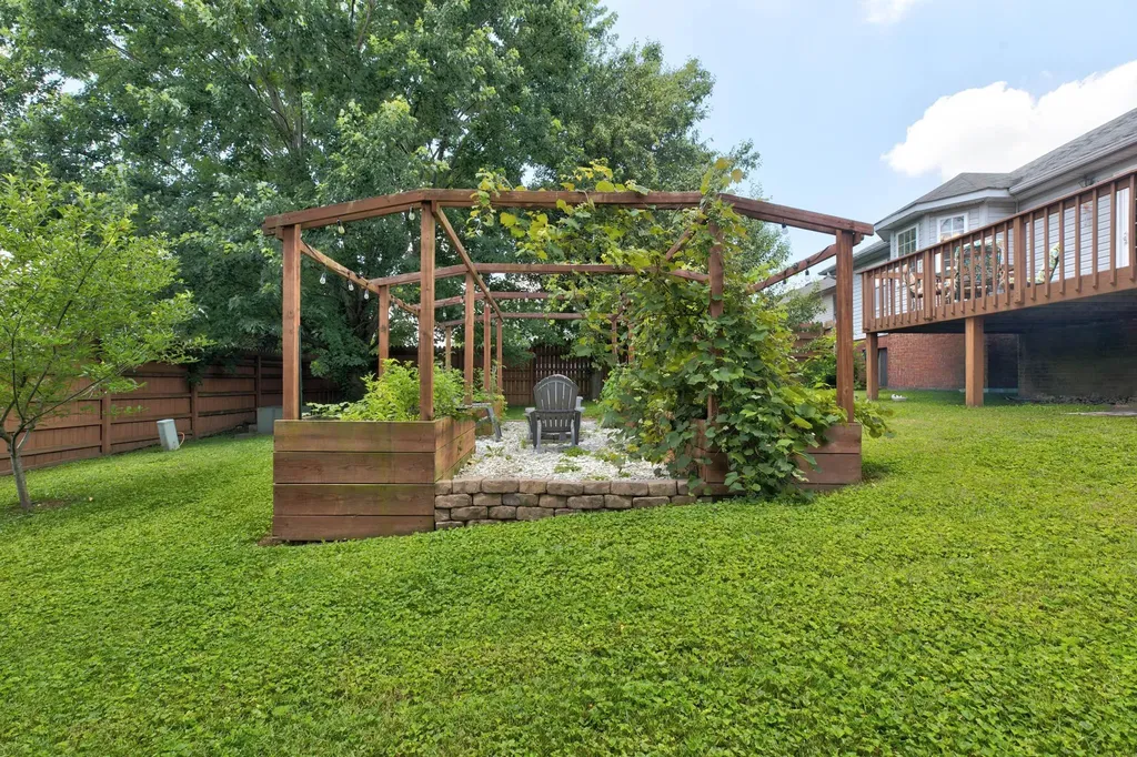 129 Swiss Stone Way Mt Sterling KY 40353