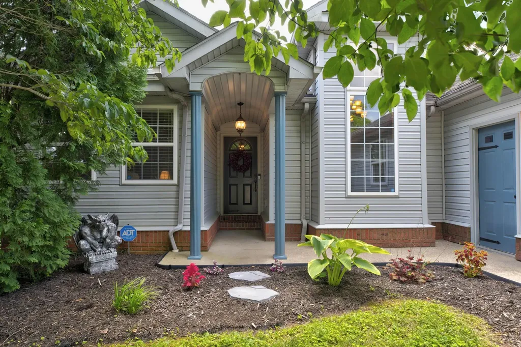129 Swiss Stone Way Mt Sterling KY 40353
