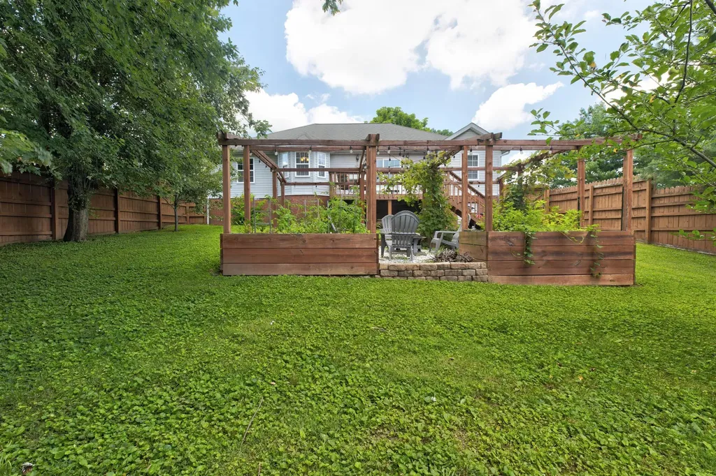 129 Swiss Stone Way Mt Sterling KY 40353