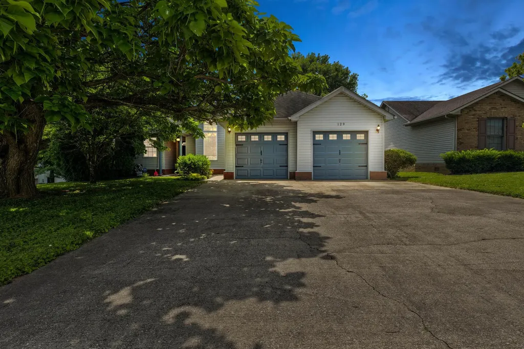 129 Swiss Stone Way Mt Sterling KY 40353