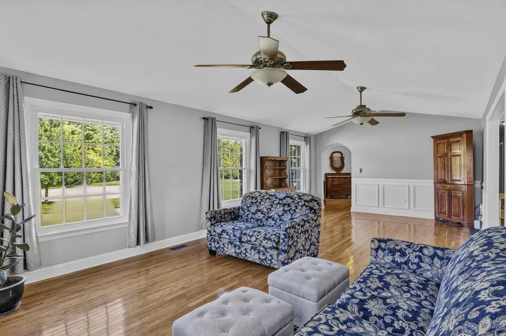 47 Woodbriar Court Nicholasville KY 40356