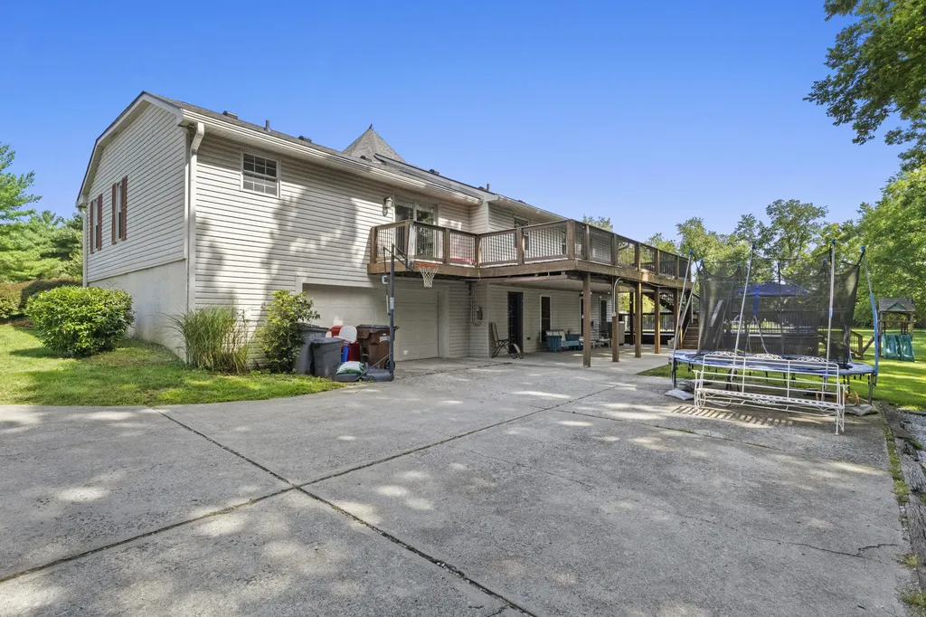 47 Woodbriar Court Nicholasville KY 40356