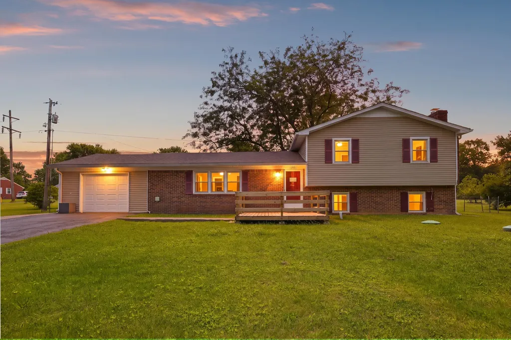 255 Mocks Creek Drive Danville KY 40422