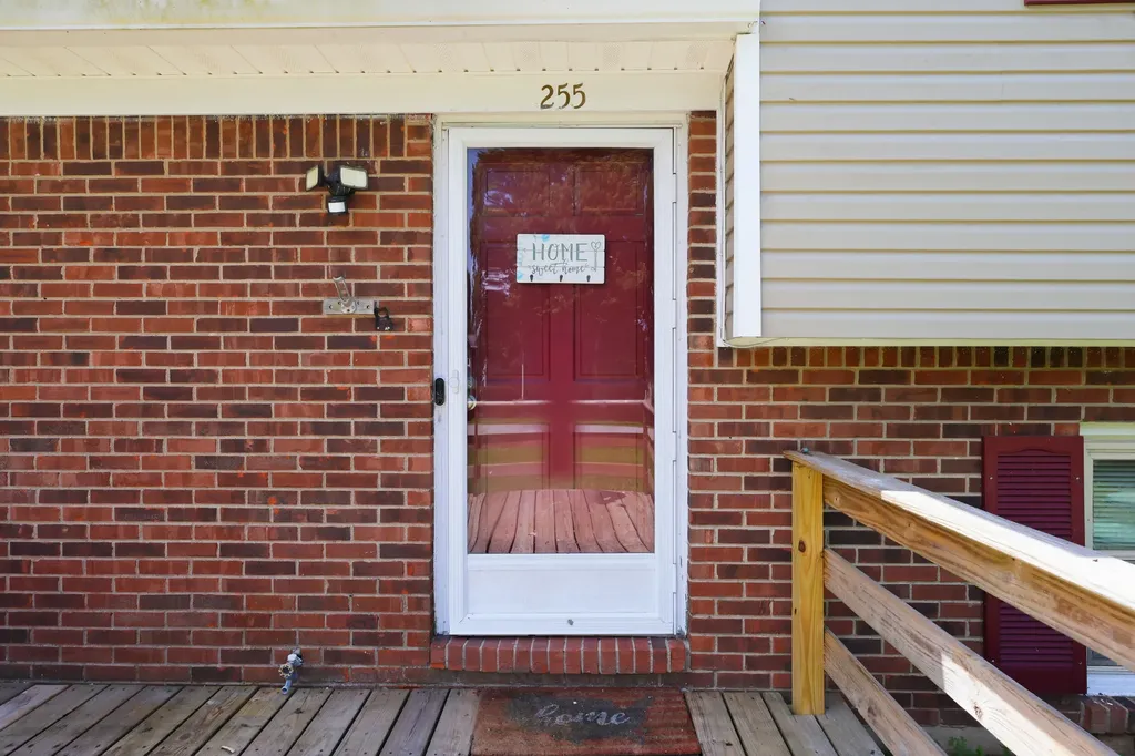 255 Mocks Creek Drive Danville KY 40422