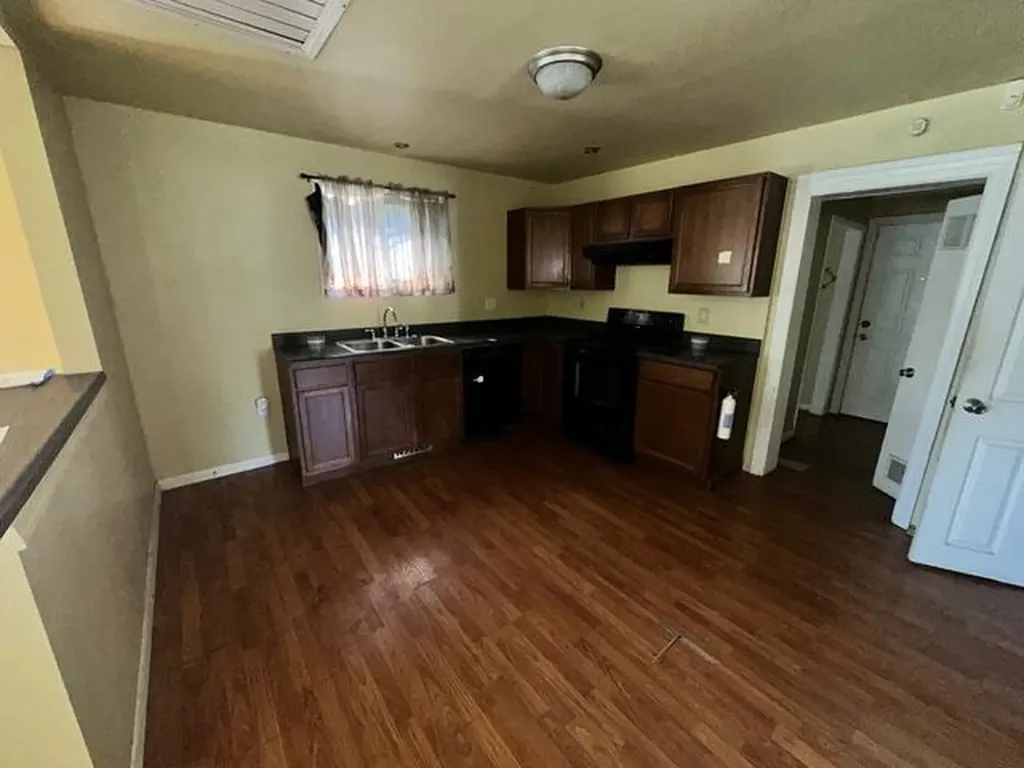 1619 N 10th Street Paducah KY 42001