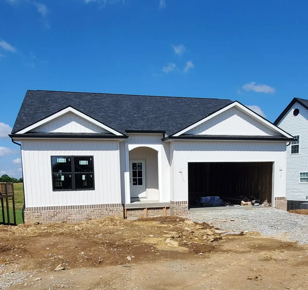 2013 Thorntree Lane Lawrenceburg KY 40342