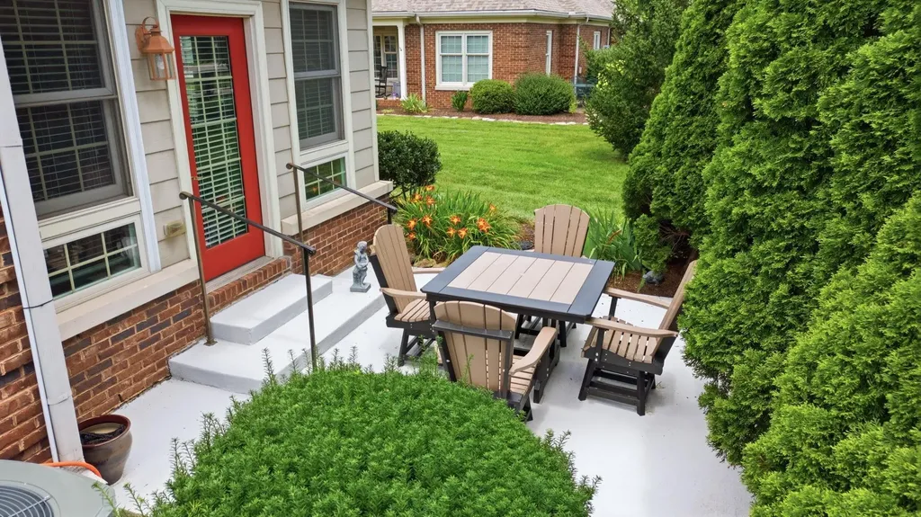 143 Rumsey Circle Versailles KY 40383