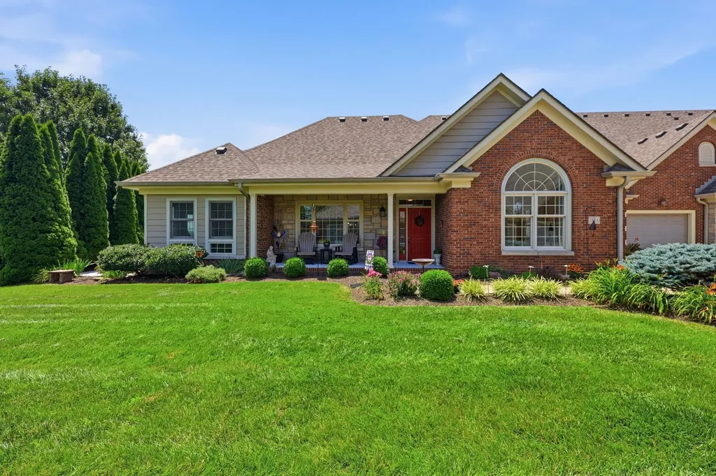 143 Rumsey Circle Versailles KY 40383