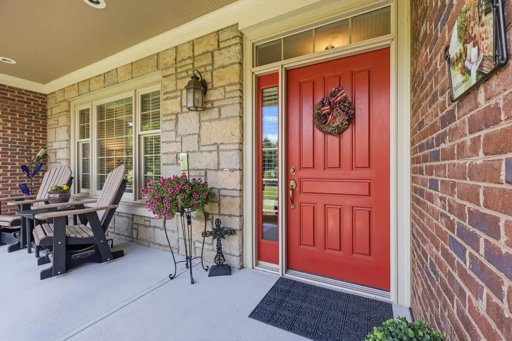 143 Rumsey Circle Versailles KY 40383