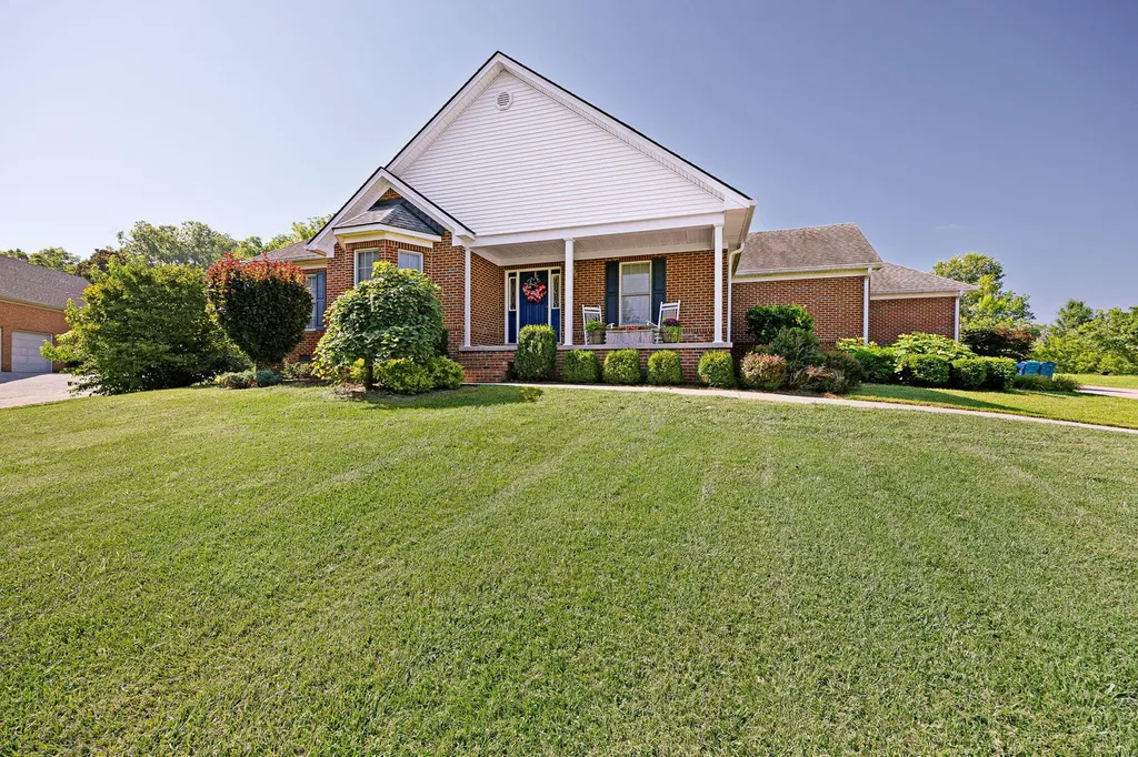 129 Creekside Drive Danville KY 40422