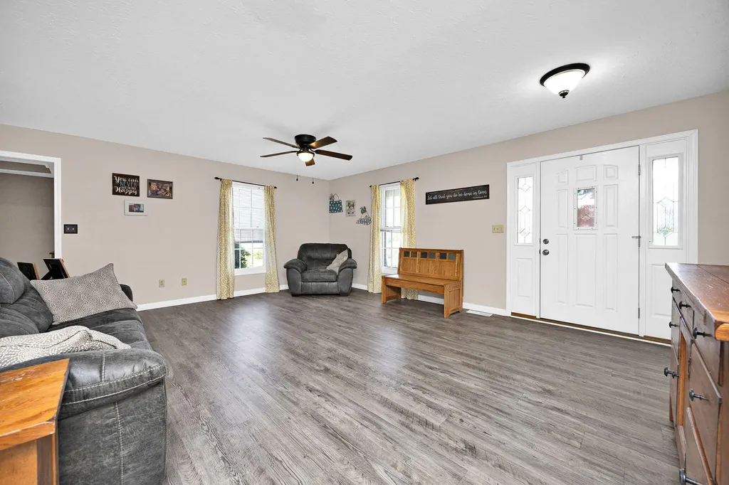 129 Creekside Drive Danville KY 40422