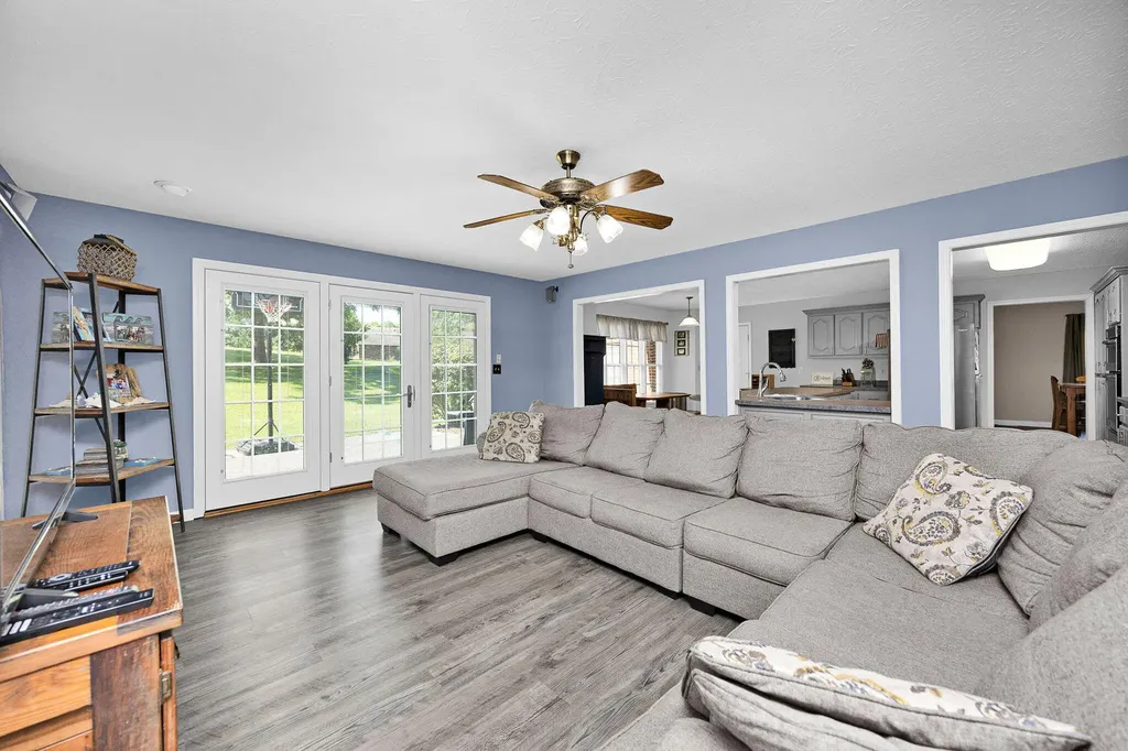 129 Creekside Drive Danville KY 40422
