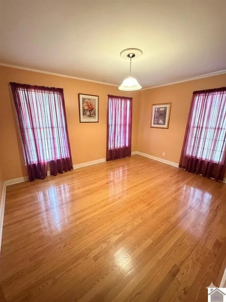 701 Hillcrest Drive Mayfield KY 42066