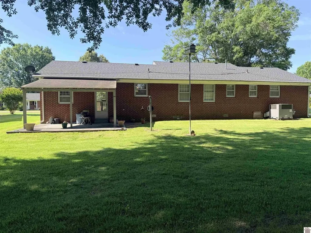 701 Hillcrest Drive Mayfield KY 42066