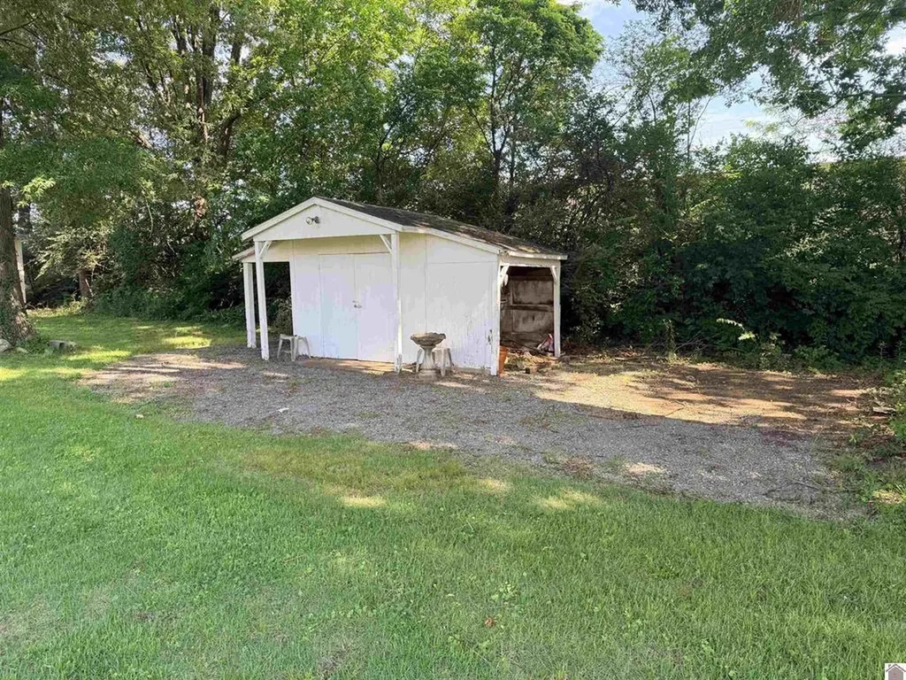 701 Hillcrest Drive Mayfield KY 42066