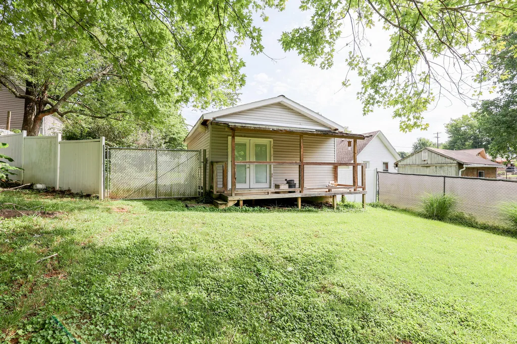 175 Illinois Street Paducah KY 42003