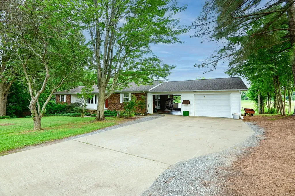 740 Tyree Road Paducah KY 42003