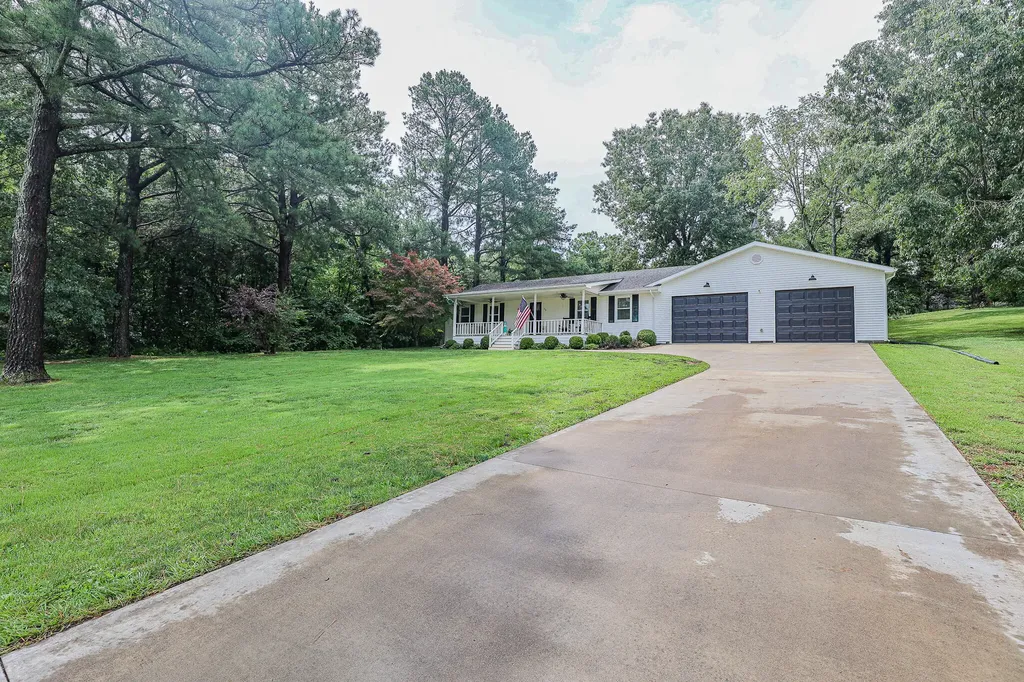 498 Impala Road Gilbertsville KY 42044
