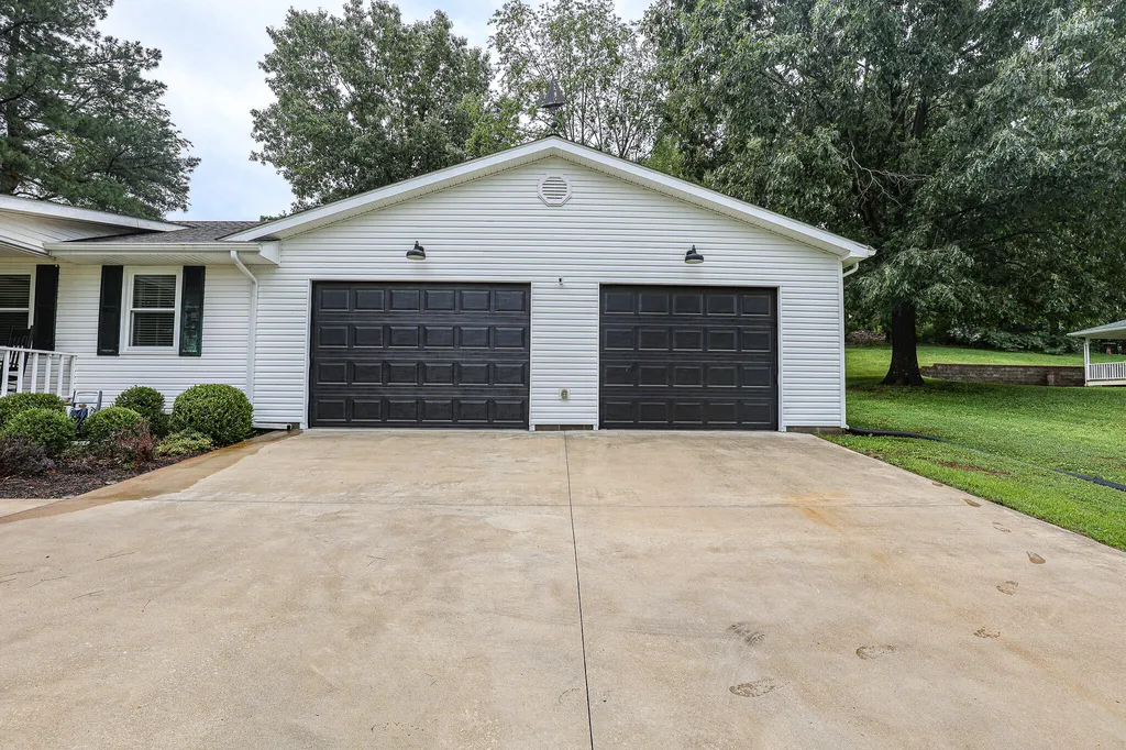 498 Impala Road Gilbertsville KY 42044