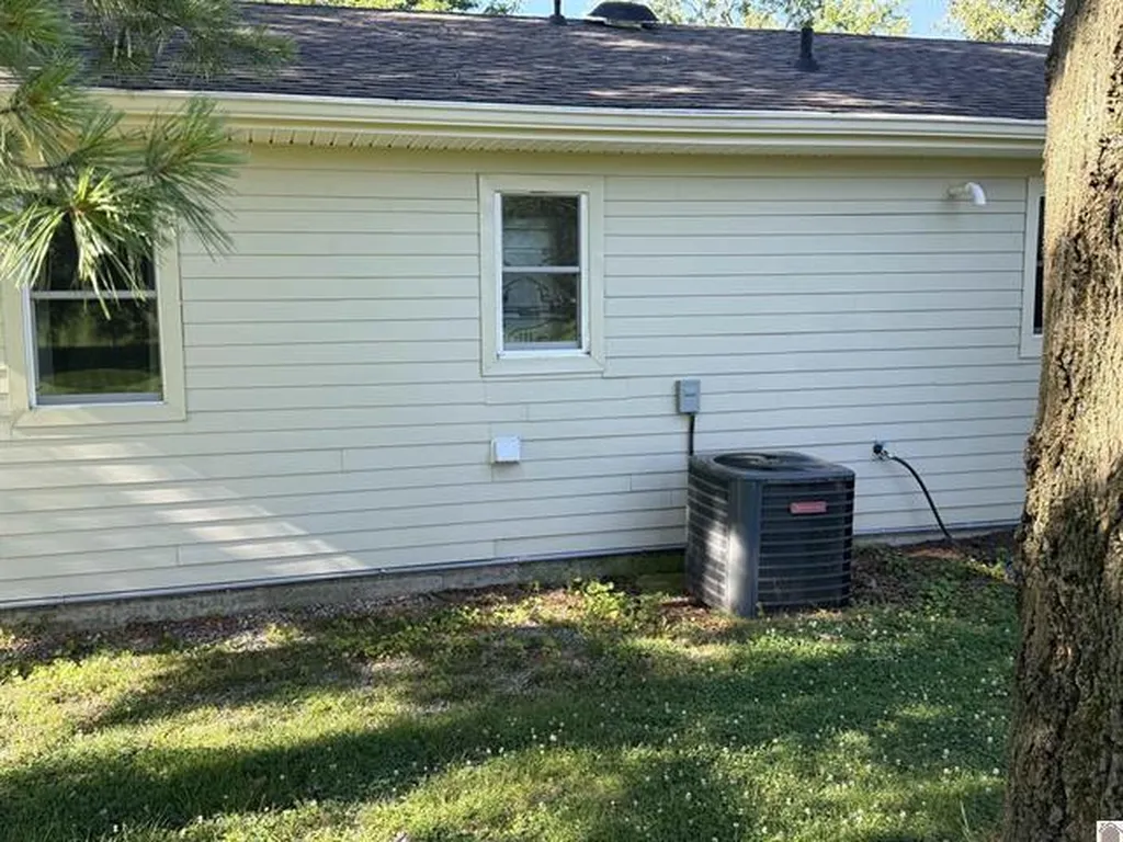 915 Tyree Road Paducah KY 42003