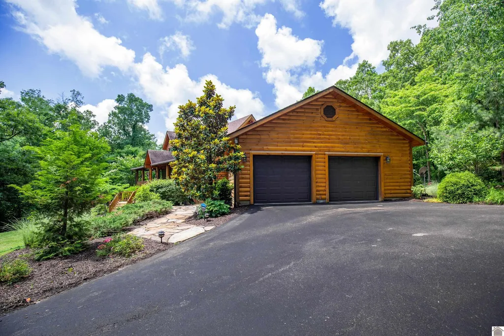 416 Cliffwood Lane Murray KY 42071