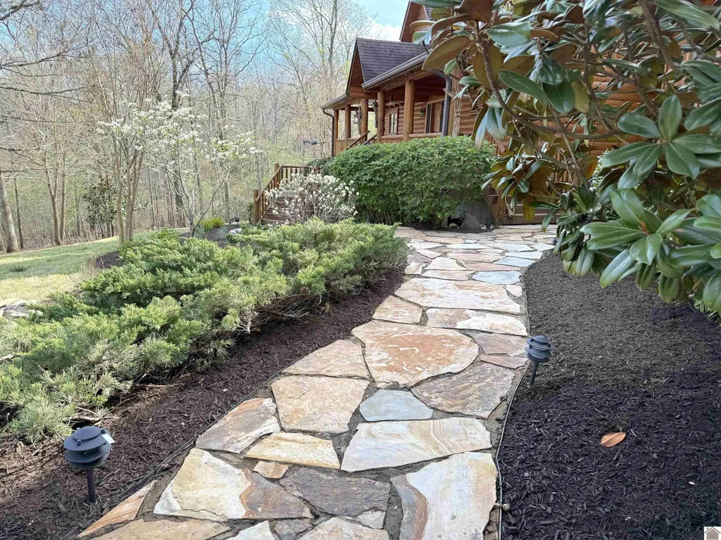 416 Cliffwood Lane Murray KY 42071