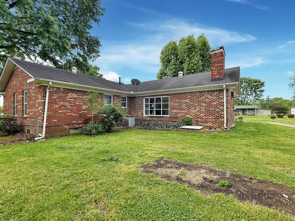 1506 Belmont Drive Murray KY 42071